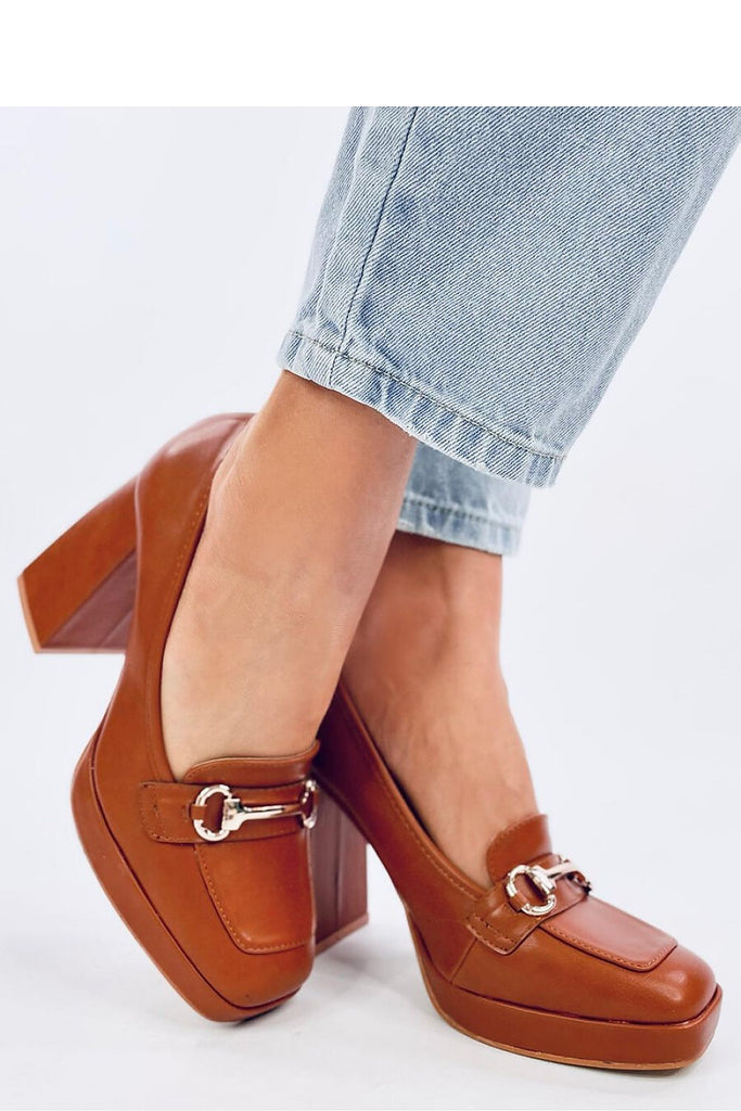 Platform pumps Inello