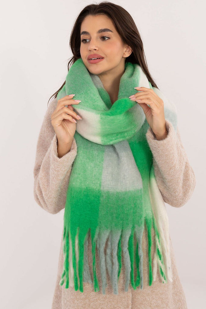 Shawl AT